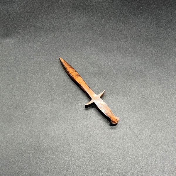 Brown resin dagger