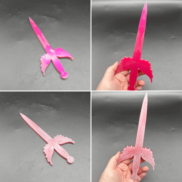 Pink and white poignard resin dagger