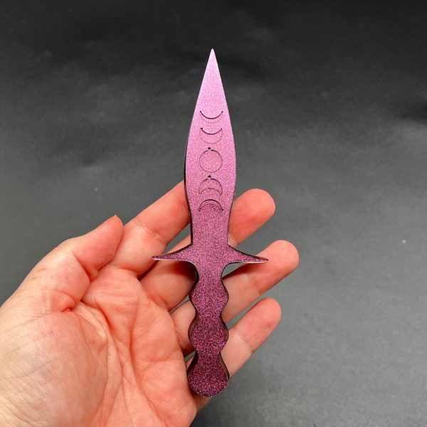 Pugio Resin Dagger - Image 12